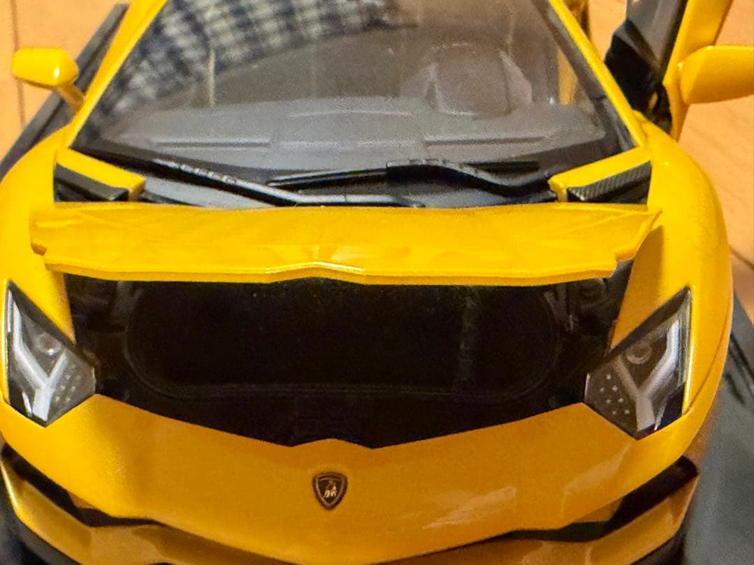 Lamborghini Aventador S 1/18 モデルカー