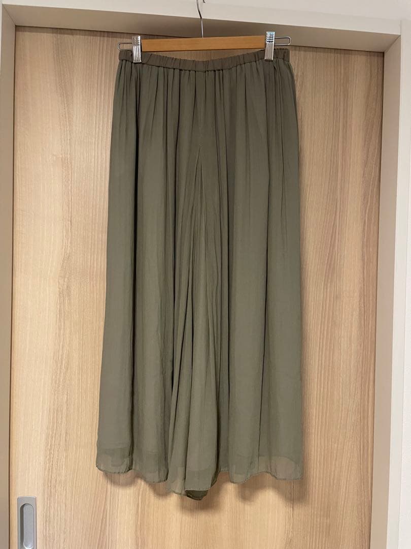 ビアズリー　プリーツガウチョパンツ