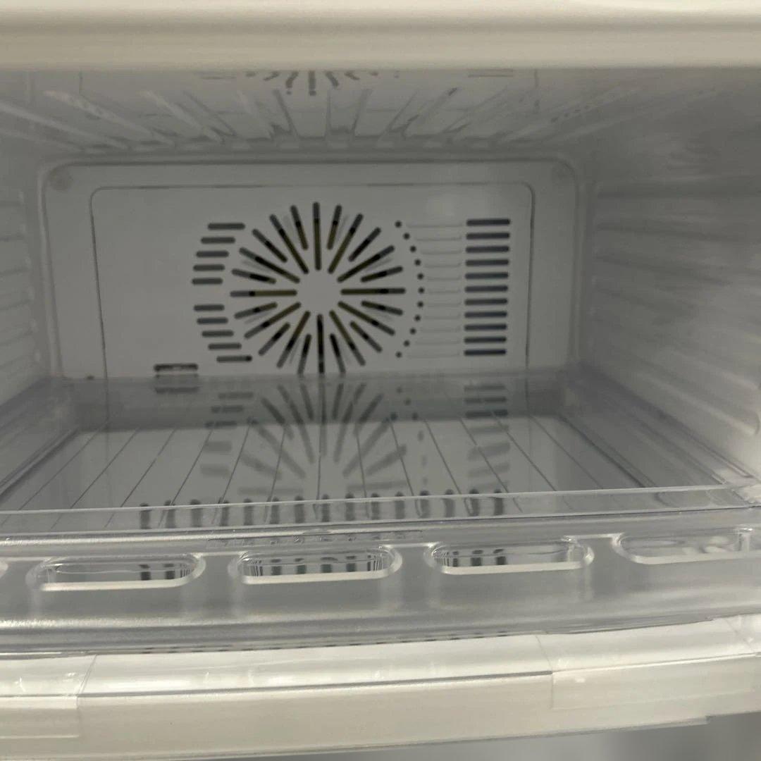 7082 2018年製 三菱 MF-U12B-S1 冷凍庫 121L