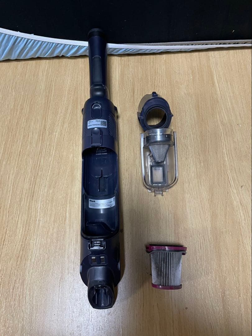 Shark ECO POWER IQ　掃除機　LC551JBK