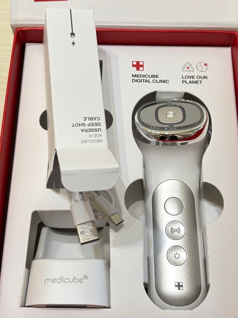 メディキューブ MEDICUBE AGE-R USSERA DEEP SHOT