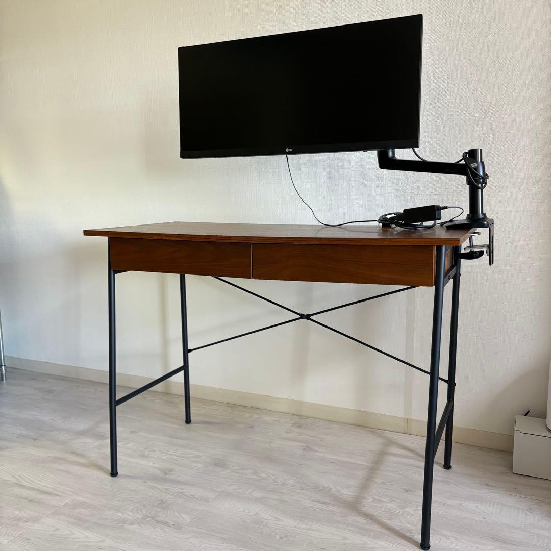 Amazonベーシックモニターアーム付きLGウルトラワイドモニター29インチ