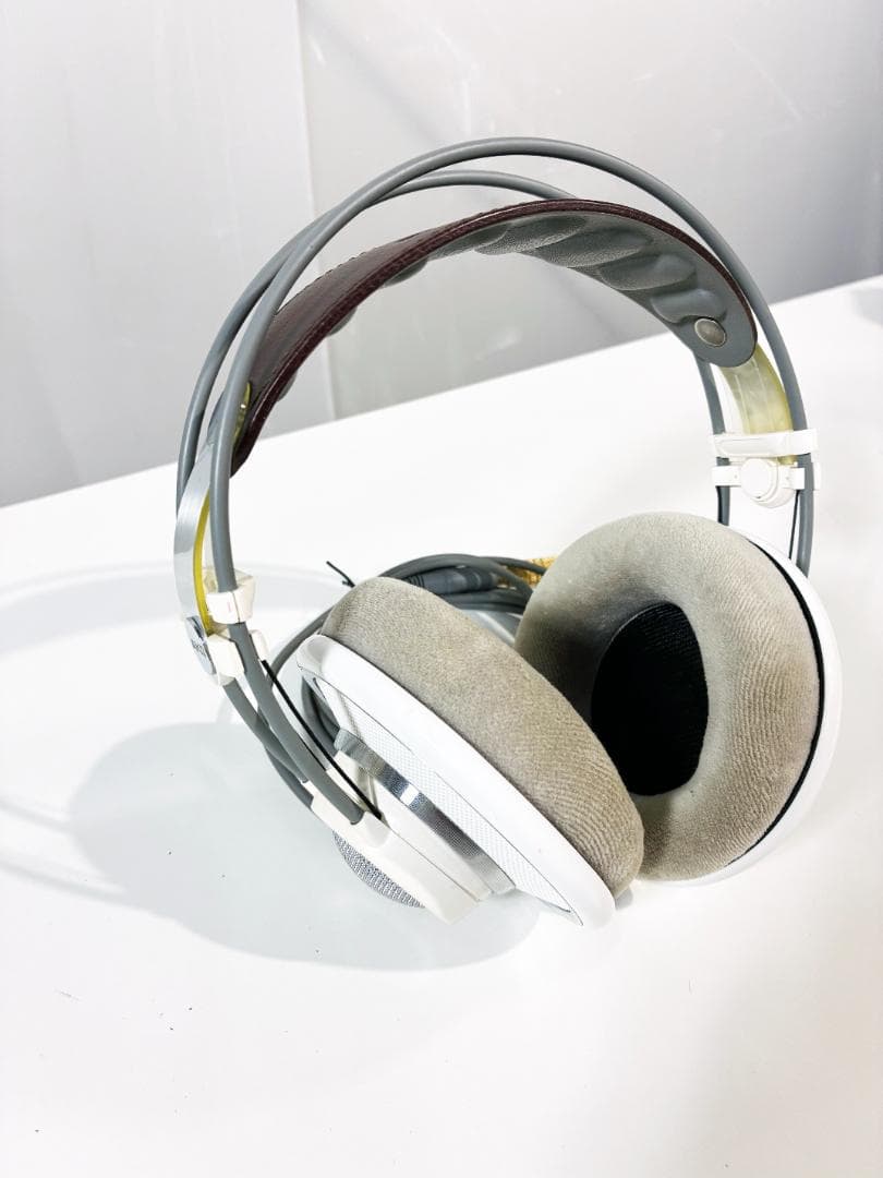 ★美品 中古★AKG 開放型ヘッドホン【K701】FLA7