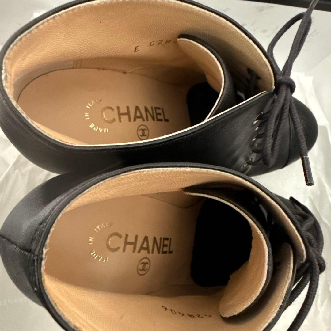 年末セール　CHANEL ブーティ マトラッセ ココマーク レースアップ レザー