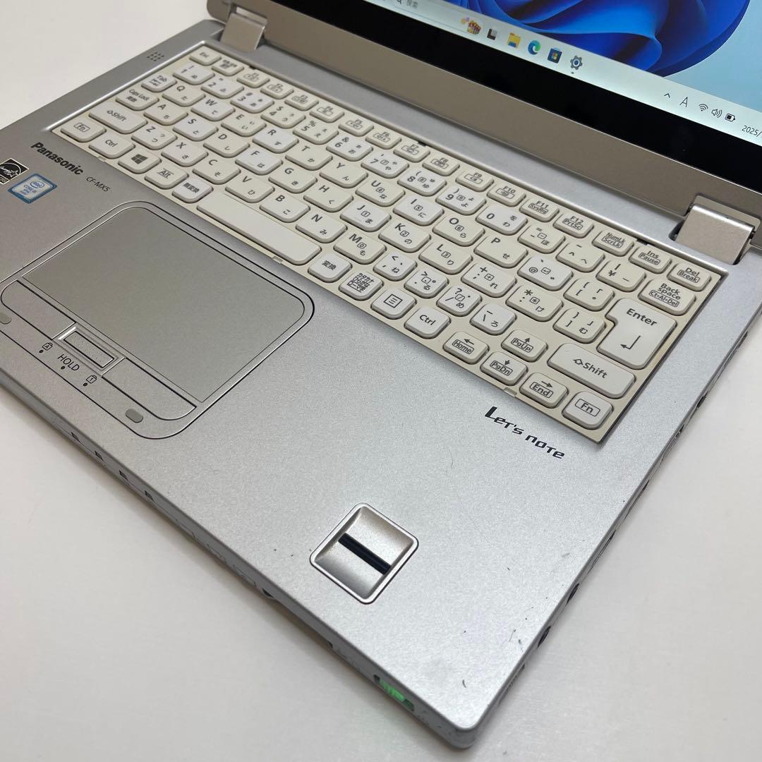 Windowsノート本体 #554 PANASONIC CF-MX5 i5-6300U 8GB 256GB