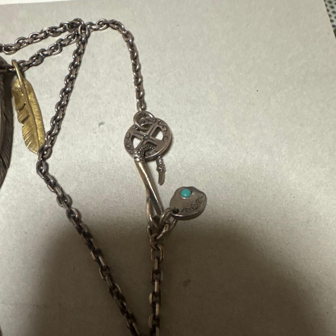 SAAD 3連フェザーネックレス