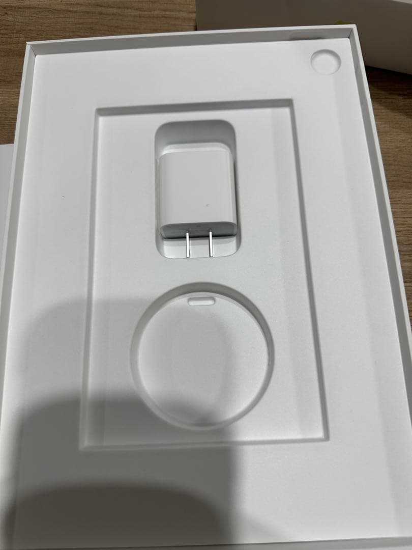 イエロー iPad 本体 充電器付き