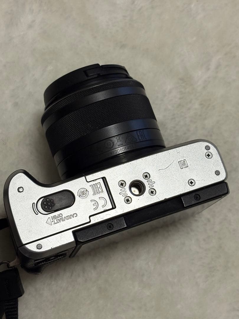 Canon EOS M6ミラーレスカメラ レンズ2本付き