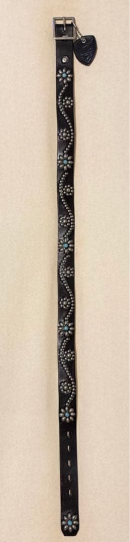 ⭐️新品⭐️HTC⭐️フラワーターコイズ⭐️シルバースタッズ⭐️ブラックレザー⭐️32インチ