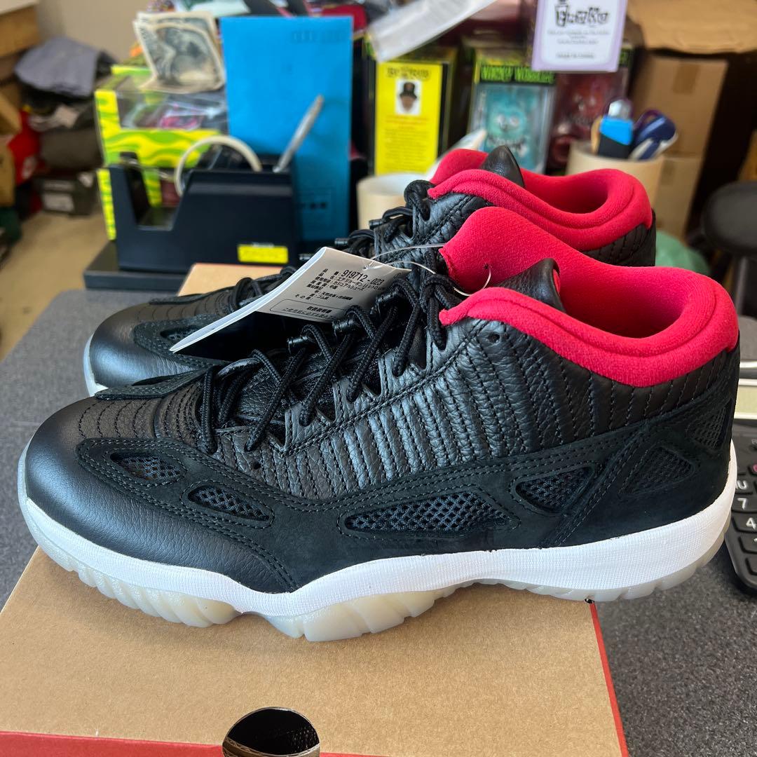 チ*ト様 未使用品タグ付きNIKE AIRJORDAN11 RETROLOW 2
