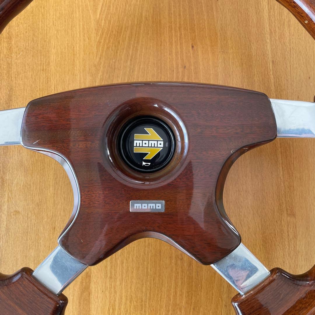 MOMOステアリングウッドハンドル