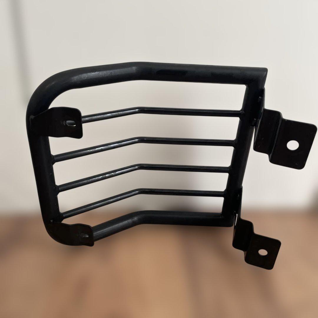 デリカ D:5 前期 Kaddis テールレンズガード 左右セット ブラック