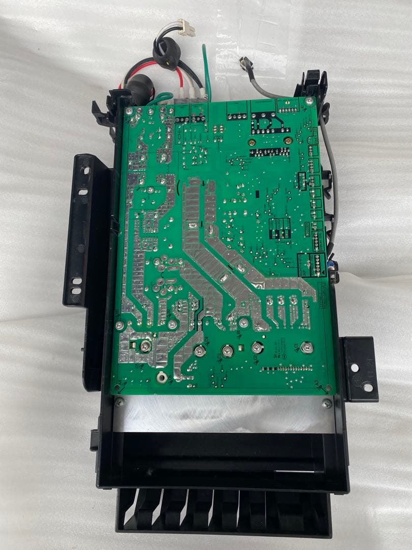 RIAIR（リエア）」のルームエアコン室外ユニット　基盤のみ