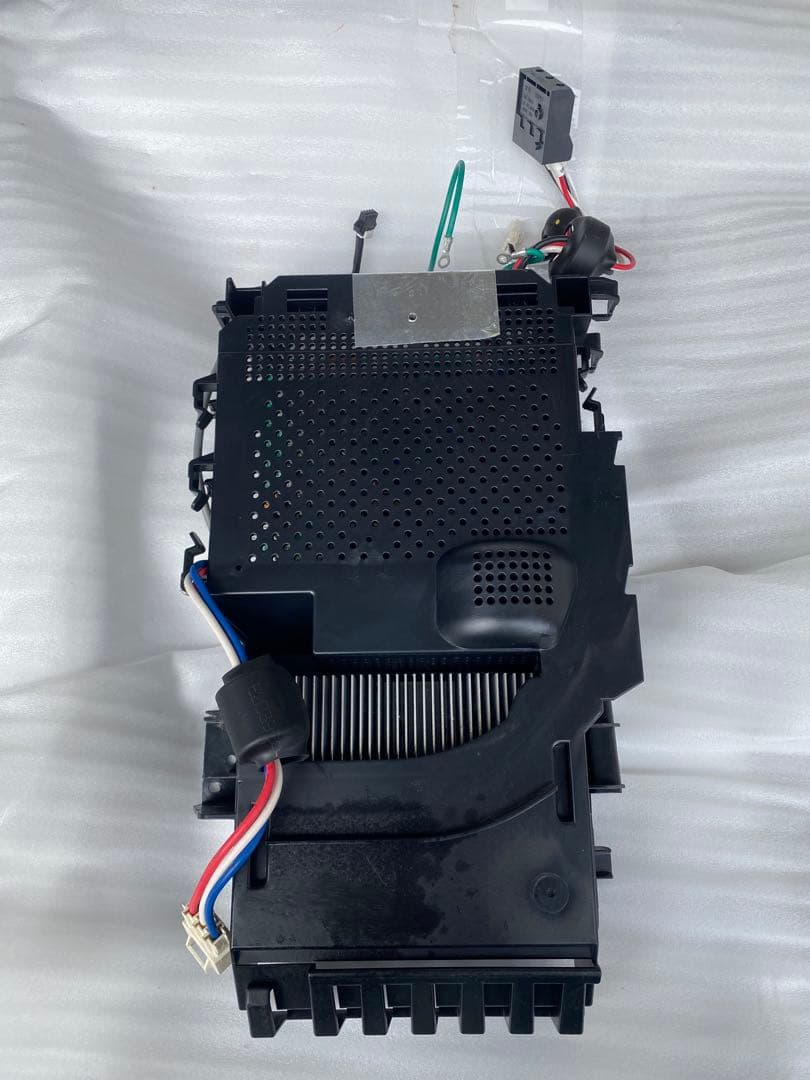 RIAIR（リエア）」のルームエアコン室外ユニット　基盤のみ