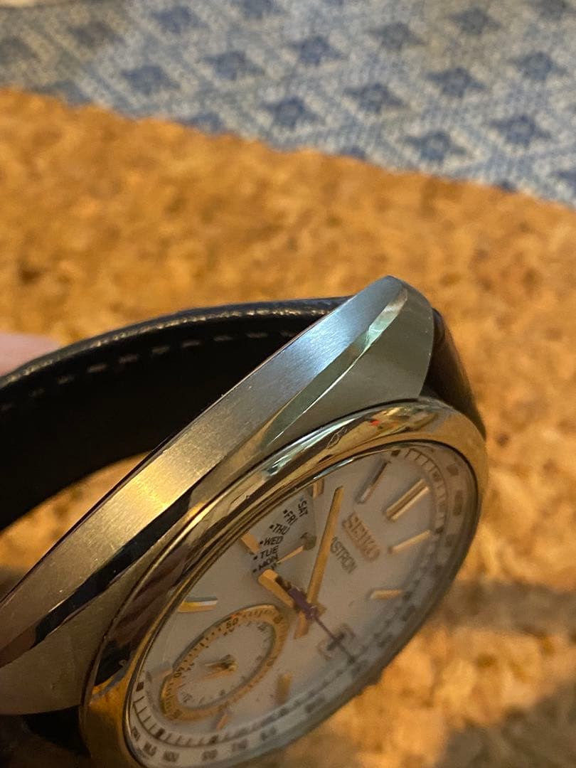 コウジ　SEIKO ASTRON 電波時計 ソーラー