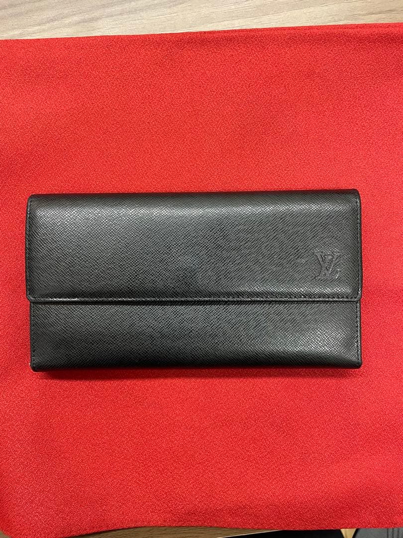 LOUIS VUITTON ルイヴィトン　黒長財布