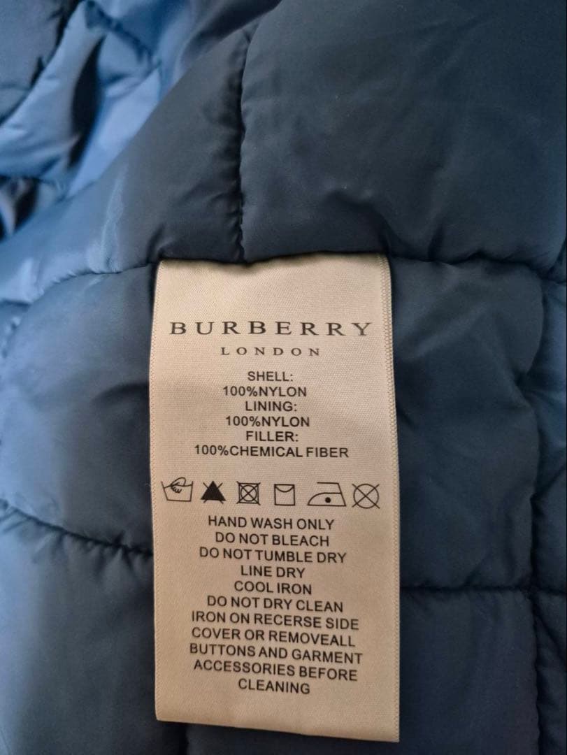 バーバリー　ナイロンコート