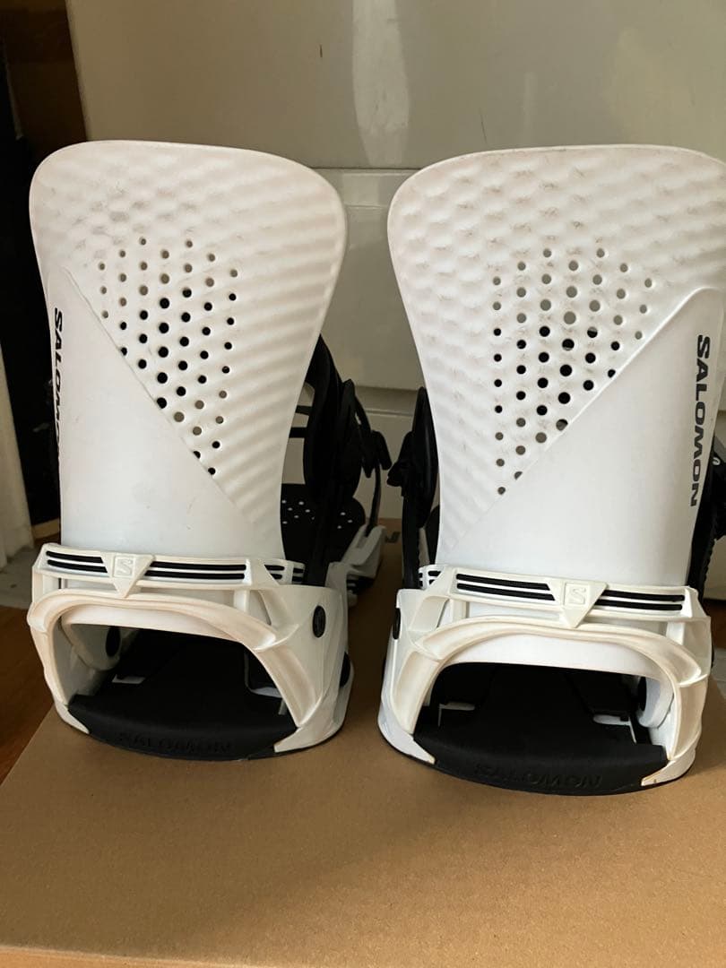 SALOMON HOLOGRAM ホログラム ビンディング M スノーボード