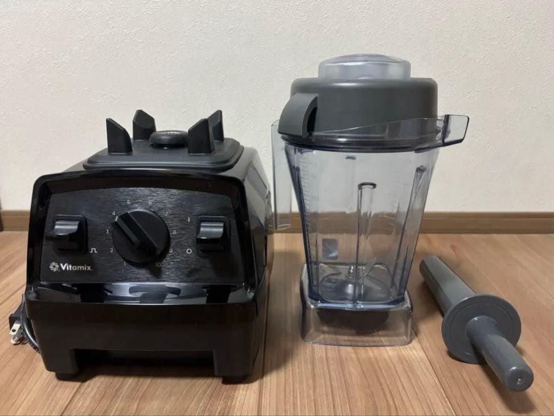 Vitamix E310 ブラック ブレンダー　VM2020 1台8役