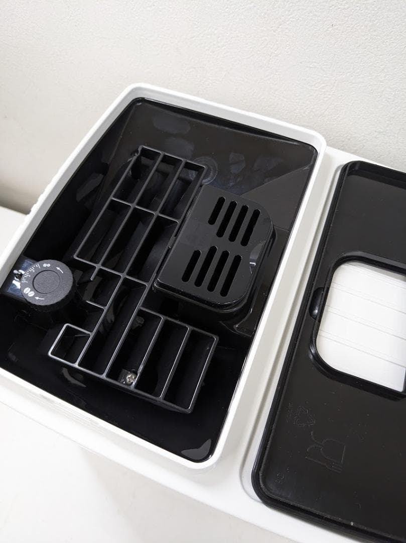 デロンギ ECAM22020W コーヒーメーカー エスプレッソマシン