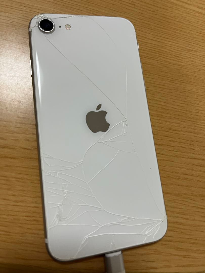 iPhone se 第二世代　ホワイト　128GB