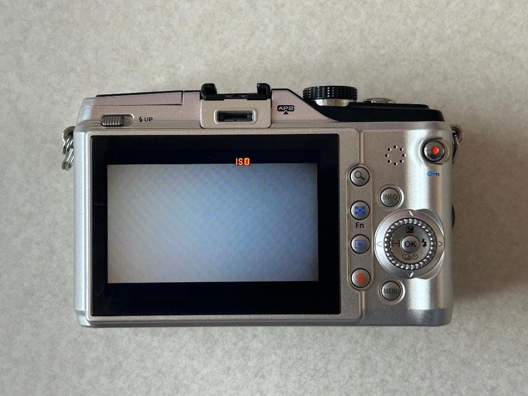 OLYMPUS PEN Lite E‑PL2 動作品（手ぶれ補正不良）
