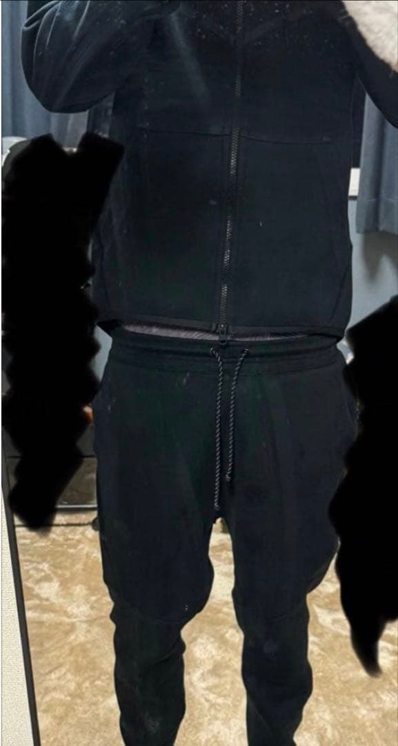 Nike テックセットアップ早い者勝ち