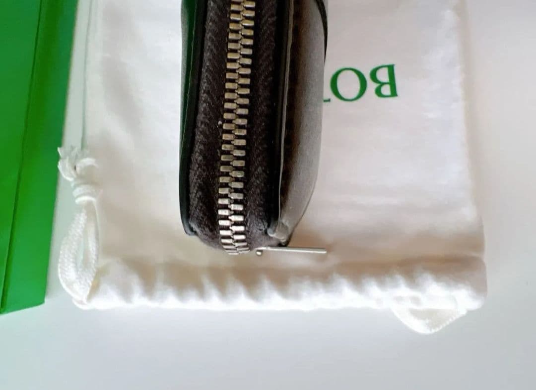 ボッテガヴェネタ カセット 長財布