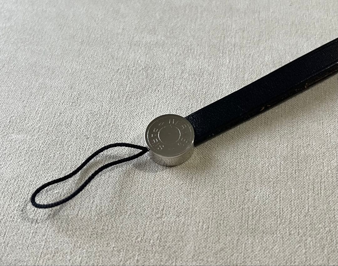 HERMES セリエ 美品✨レザー ストラップ チャーム シルバー