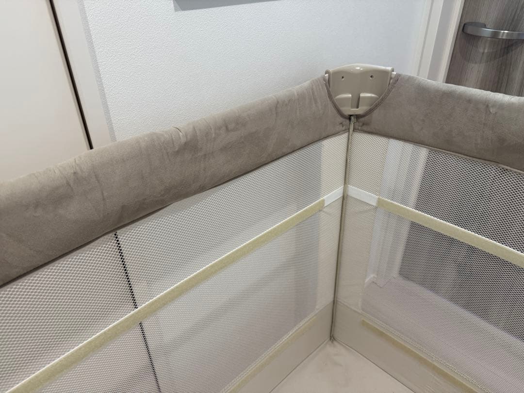 アップリカ　ココネルエアープラス　コンパクトベビーベット