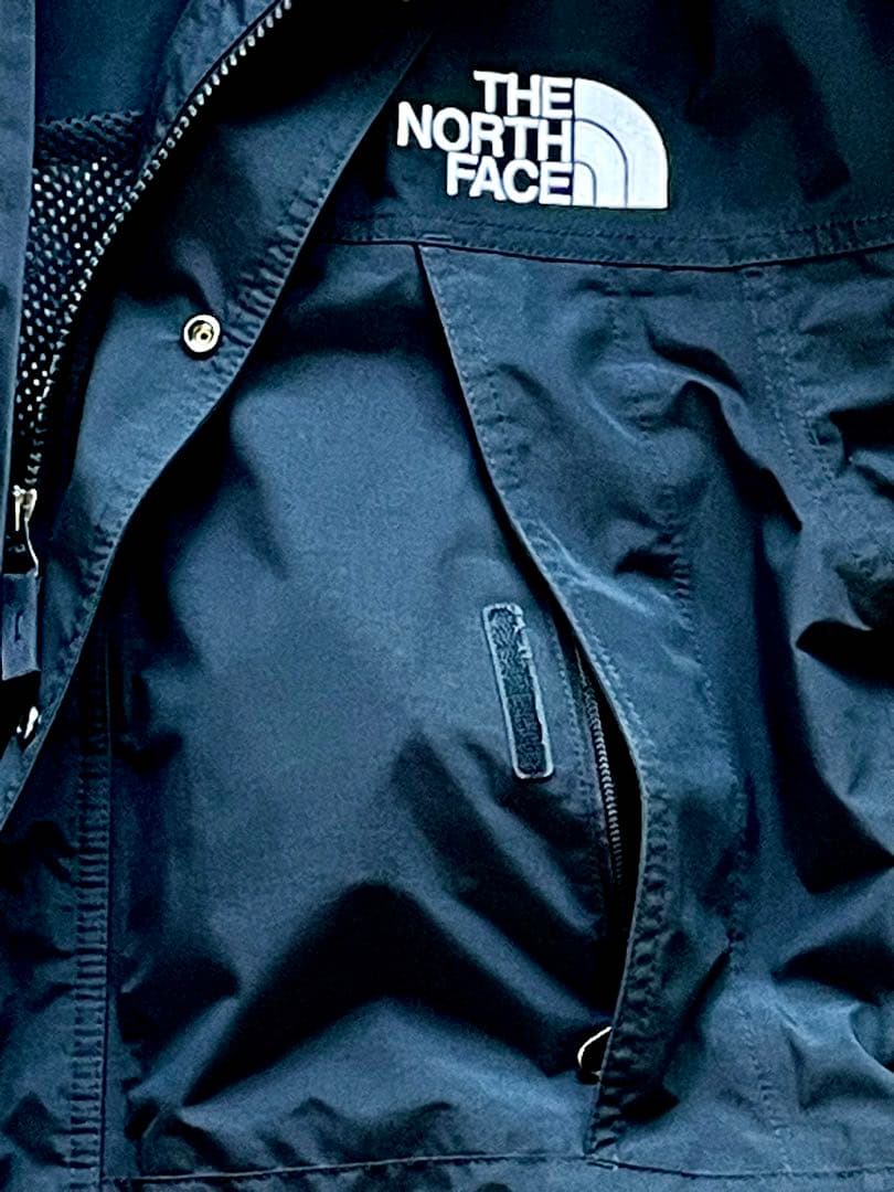 マウンテンパーカー　キャンプアウトドアーに最適‼️ 最終価格に値下げ致します！