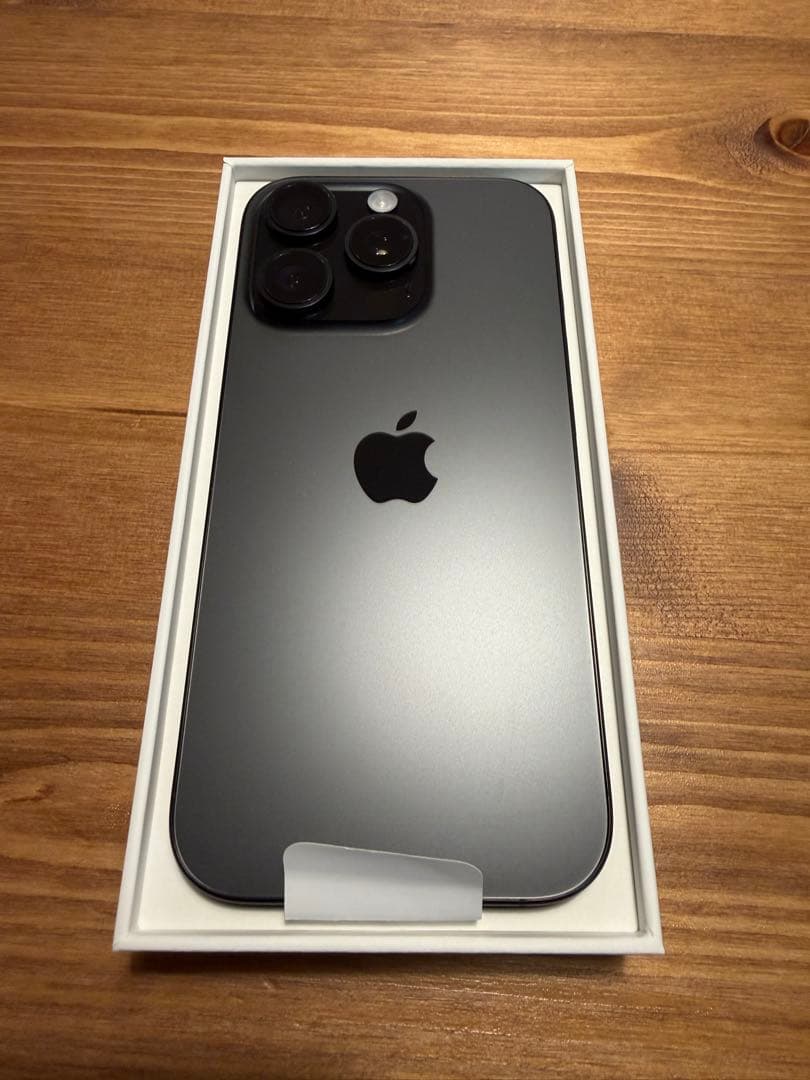 【極美品】iPhone 16pro アイフォーン16 プロ 128GBブラック