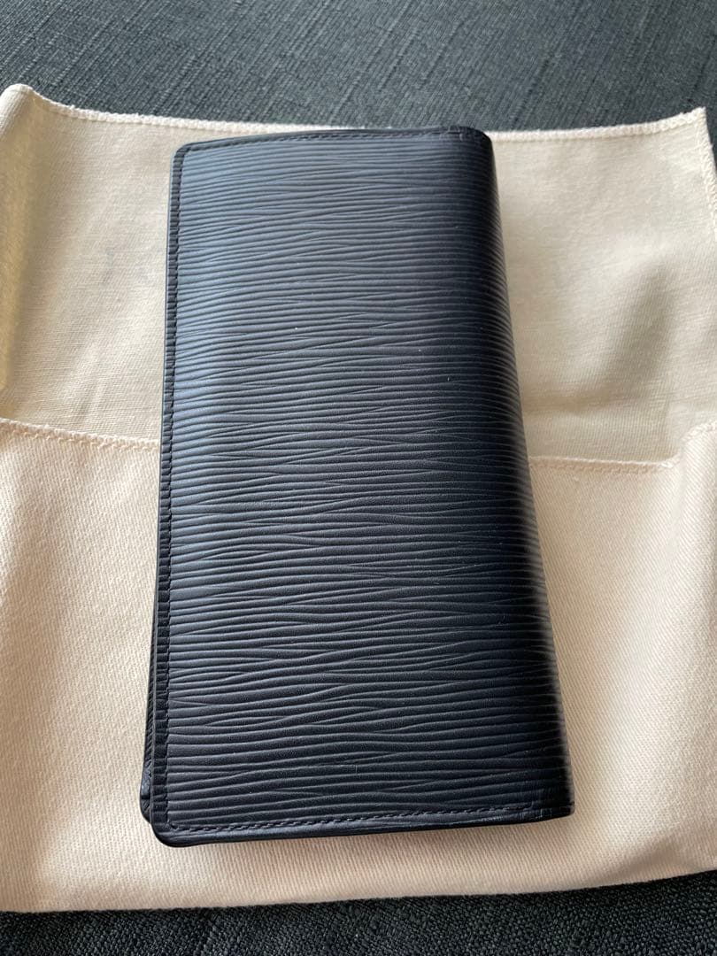 C*K様 Louis Vuitton エピ　ポルトフォイユ・ブラザ(M60