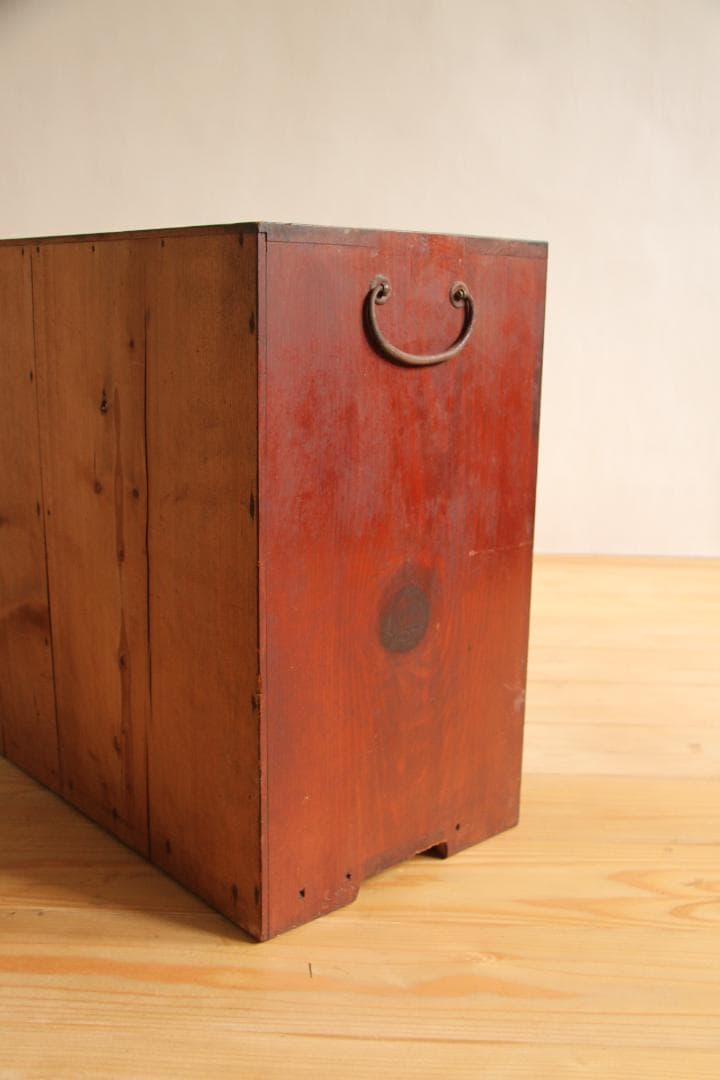 収納棚　タンス　和箪笥