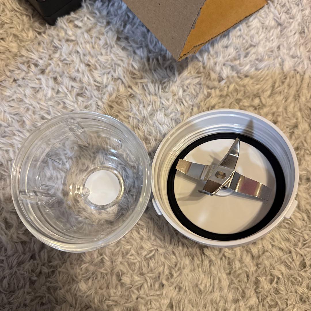 新品未使用　イワタニサイレントミルサーおろしカッターセット IFM-S30G