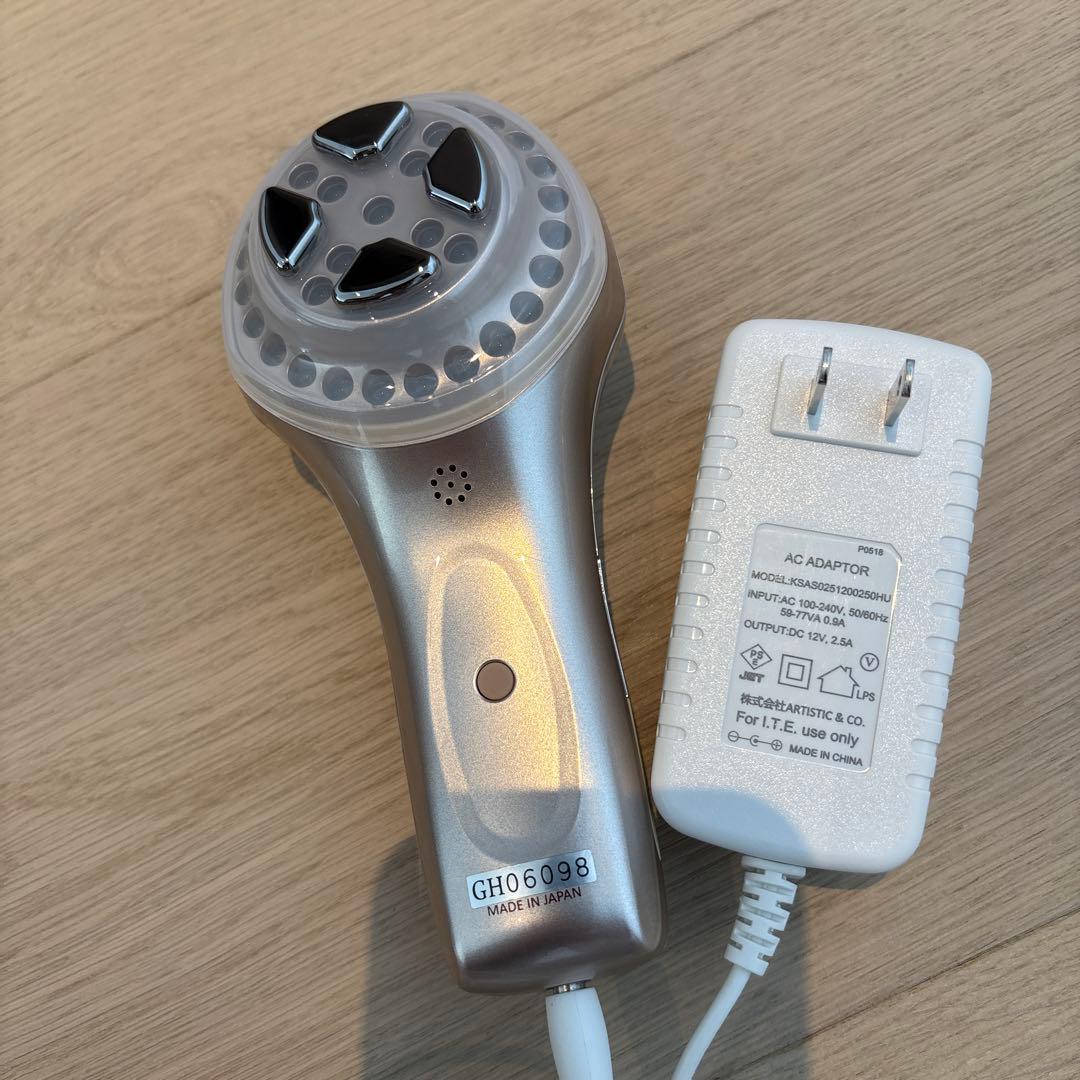 Dr. Arrivo THE CLINIC 美顔器