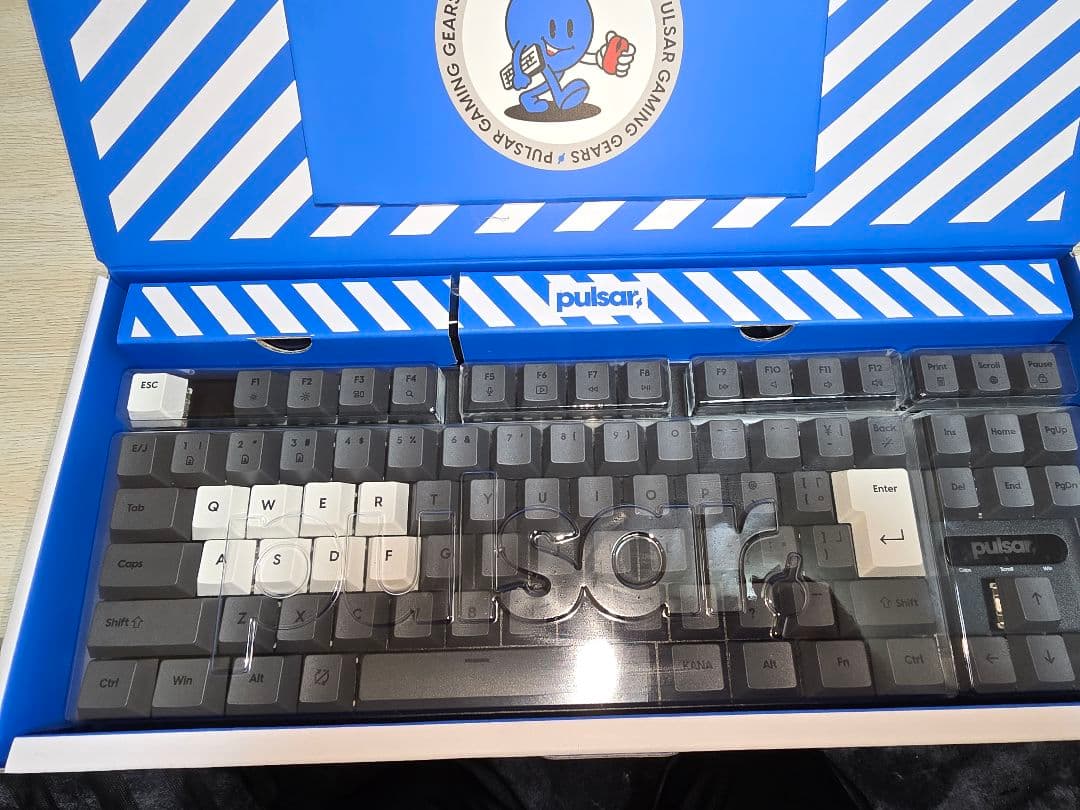 PCK 2 HE TKL グレー メカニカルキーボード