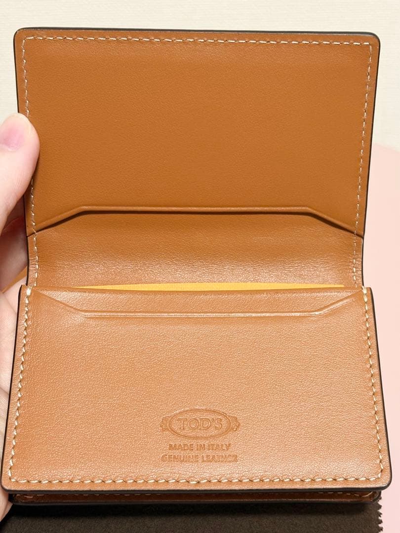 TOD'S　トッズ　ステッチ　カードケース　名刺入れ　ブラウン
