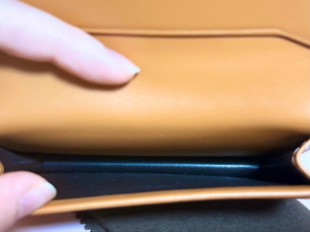 TOD'S　トッズ　ステッチ　カードケース　名刺入れ　ブラウン