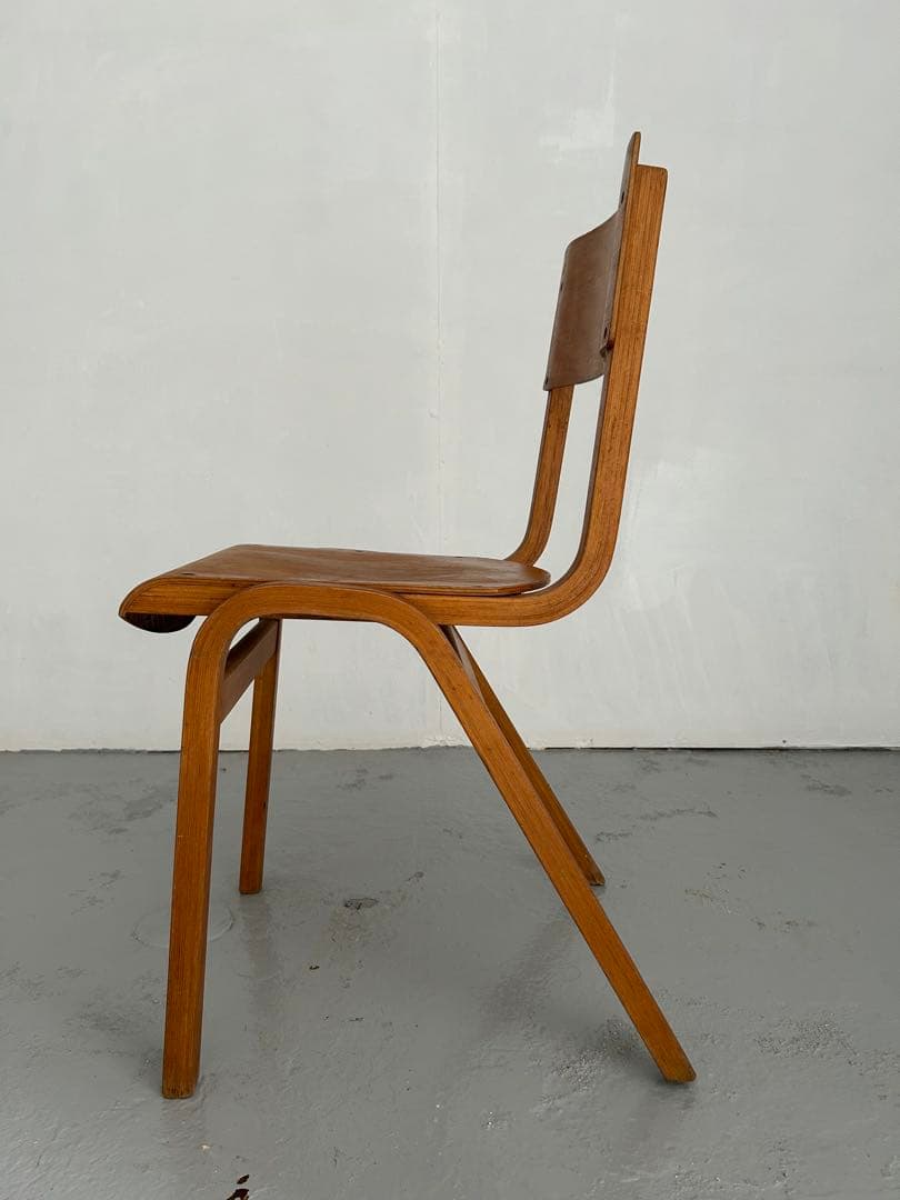 イギリス　学校の椅子　スクールチェア　木製　イングランド　チェア　ビンテージ