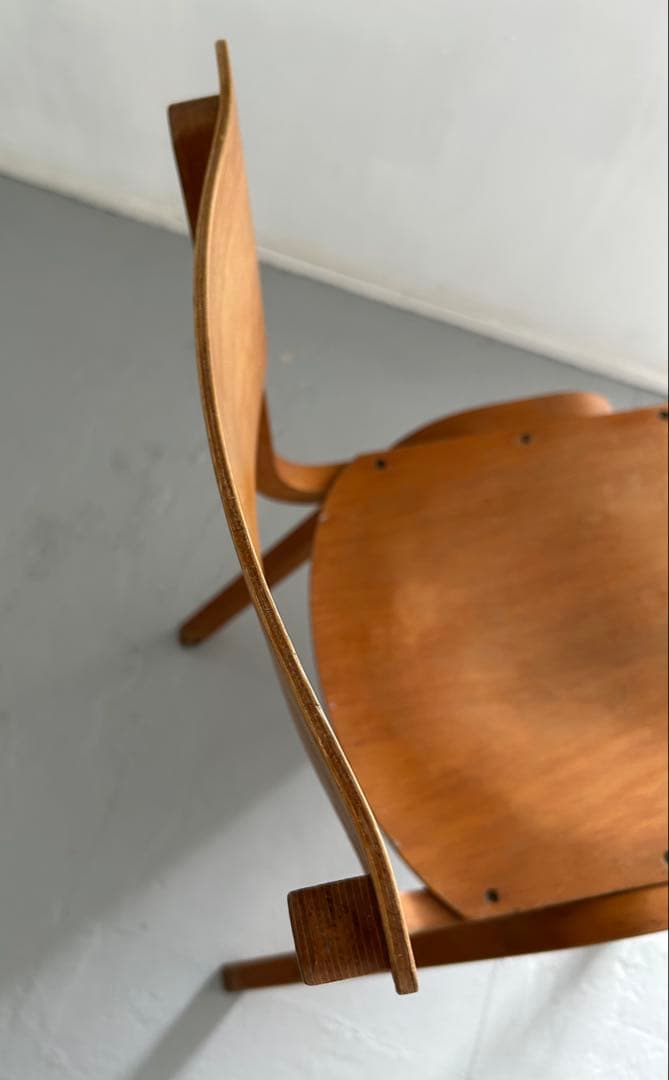 イギリス　学校の椅子　スクールチェア　木製　イングランド　チェア　ビンテージ