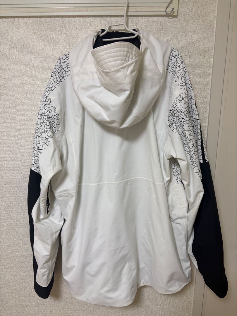 OAKLEY フード付きジャケット ホワイト/ブラック スノーボードメンズ用