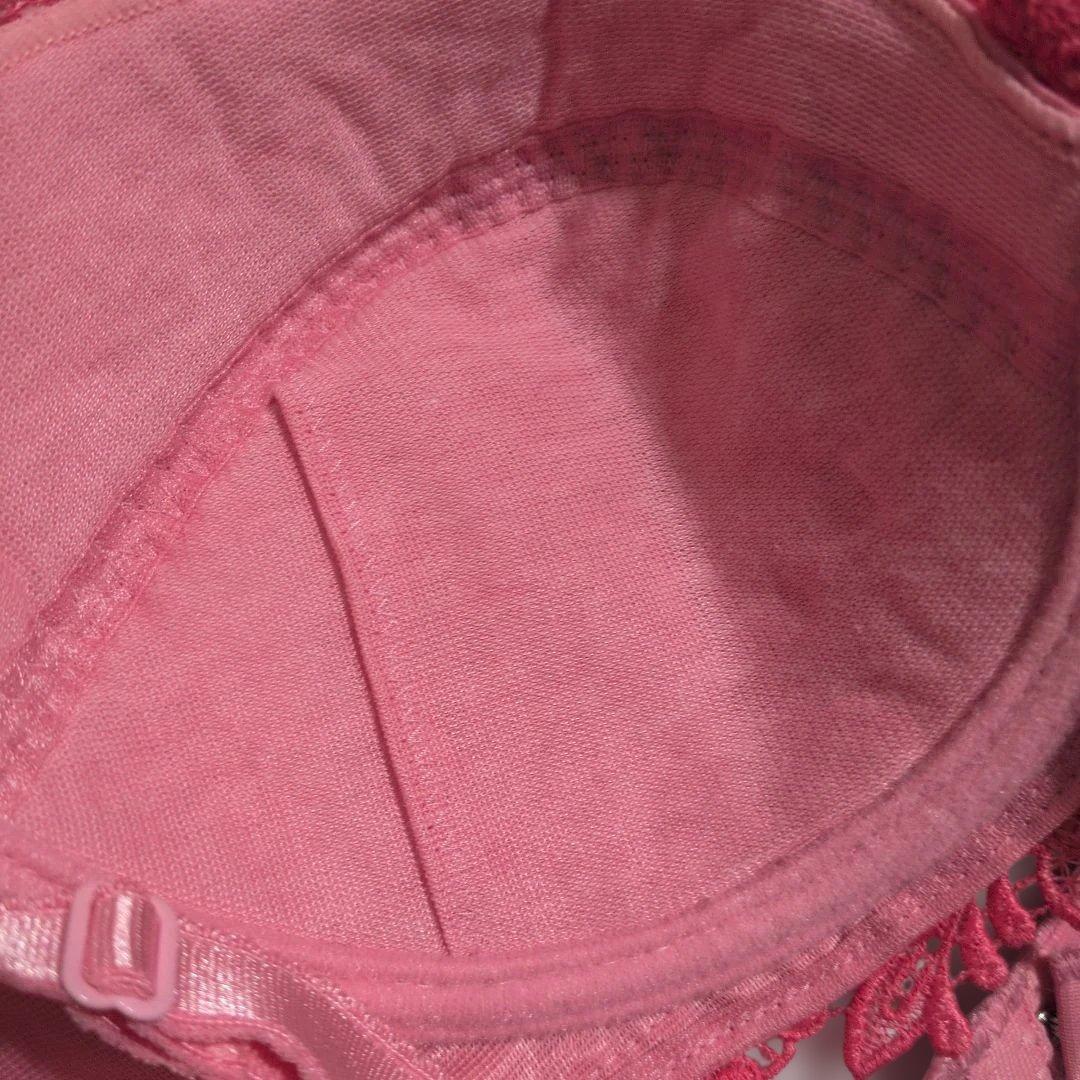 スタディオファイブ　ピンク花柄刺繍ブラ・Tバック・ガーターベルト3セット　C75