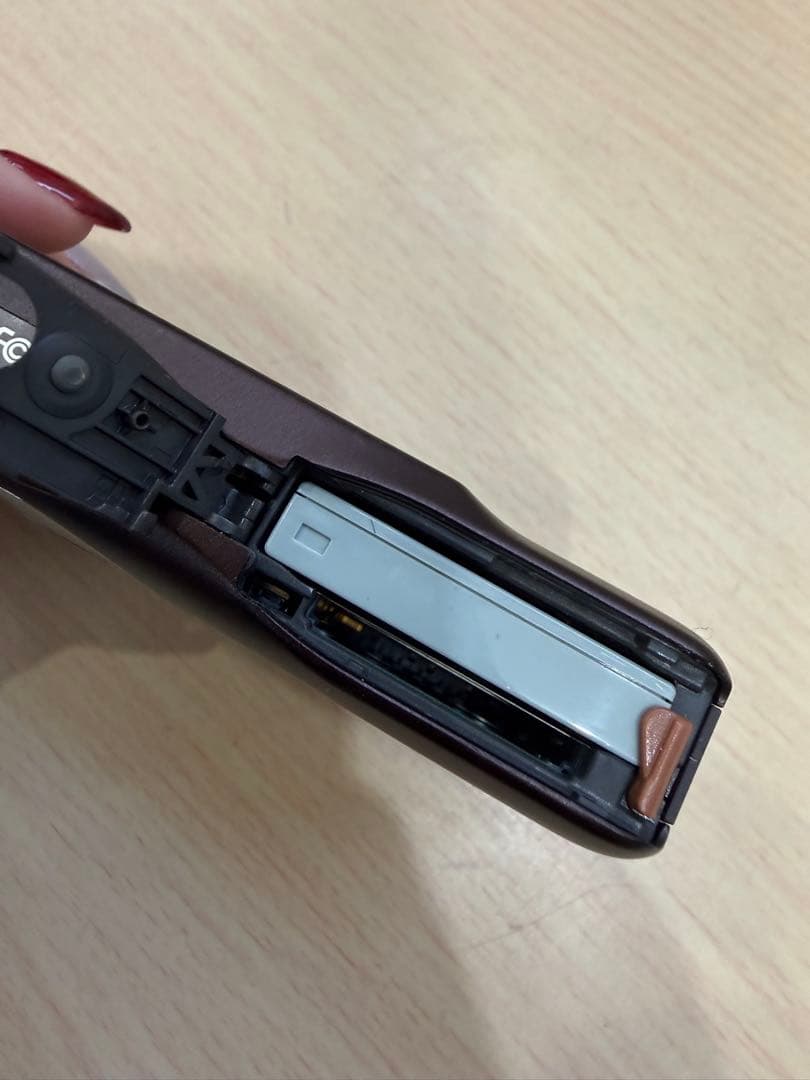 Canon IXY 12.1メガピクセル コンパクトデジタルカメラ