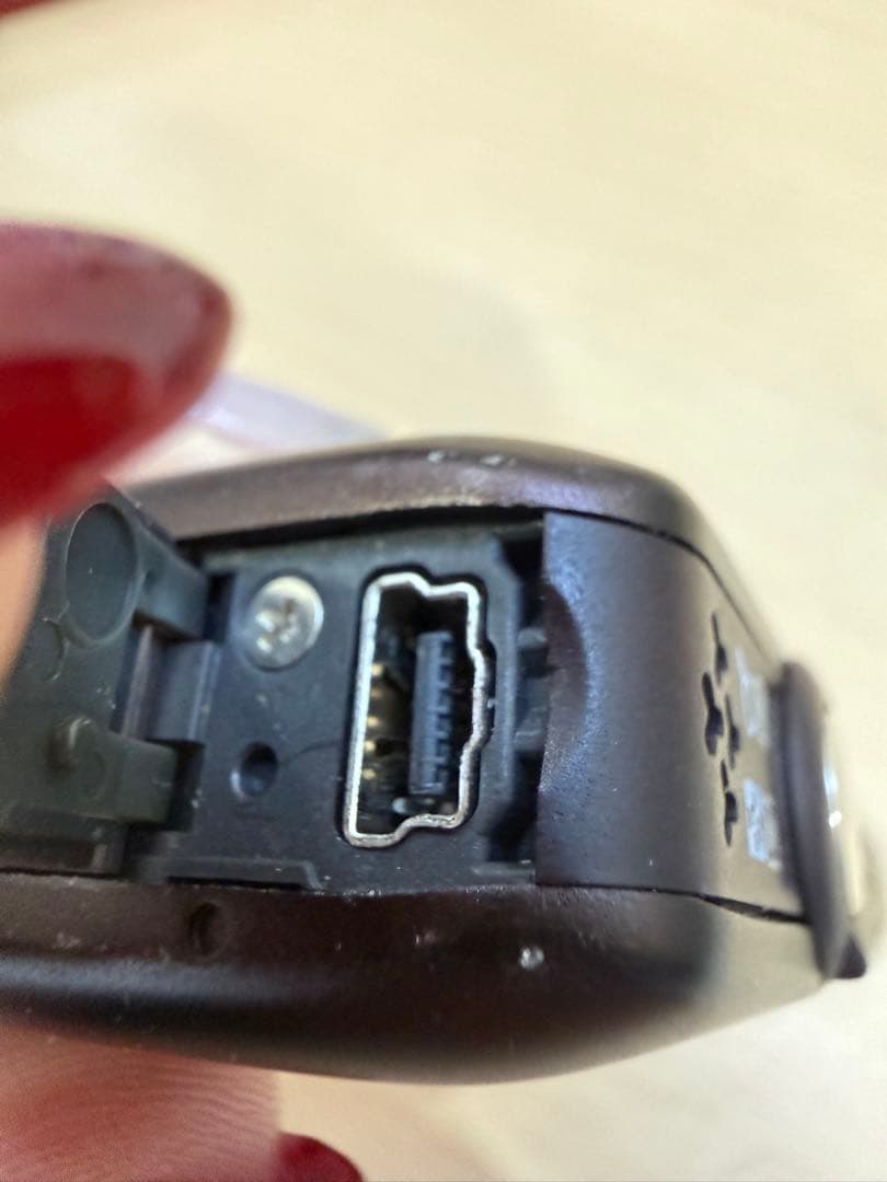 Canon IXY 12.1メガピクセル コンパクトデジタルカメラ