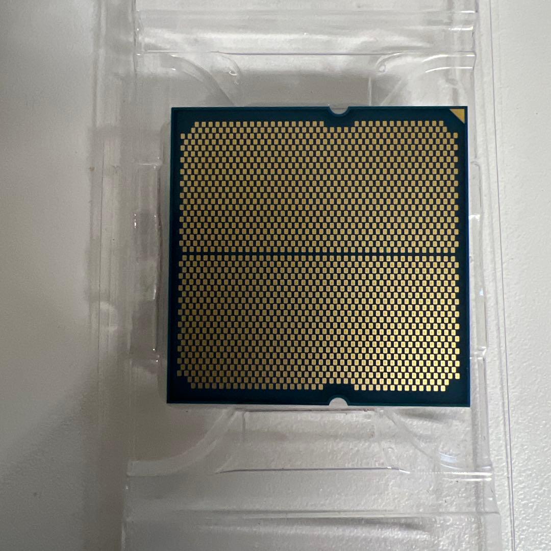 東*師様 AMD Ryzen7 9700X CPU　ジャンク