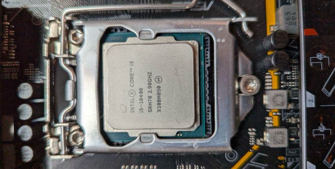 TUF GAMING B560M-PLUS　CPU付き メモリ付き