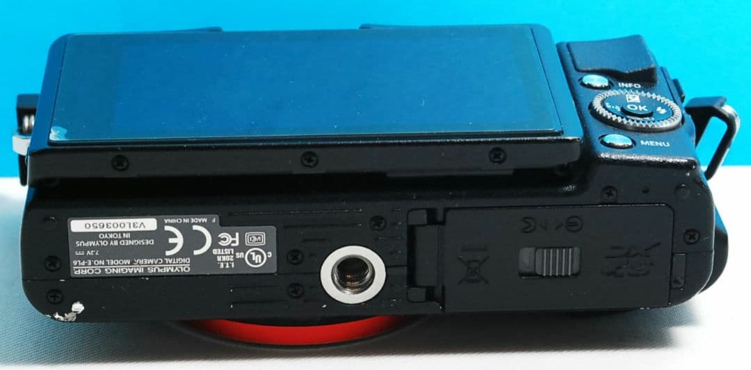 OLYMPUS E PL6 ボディ　ブラック　送料無料