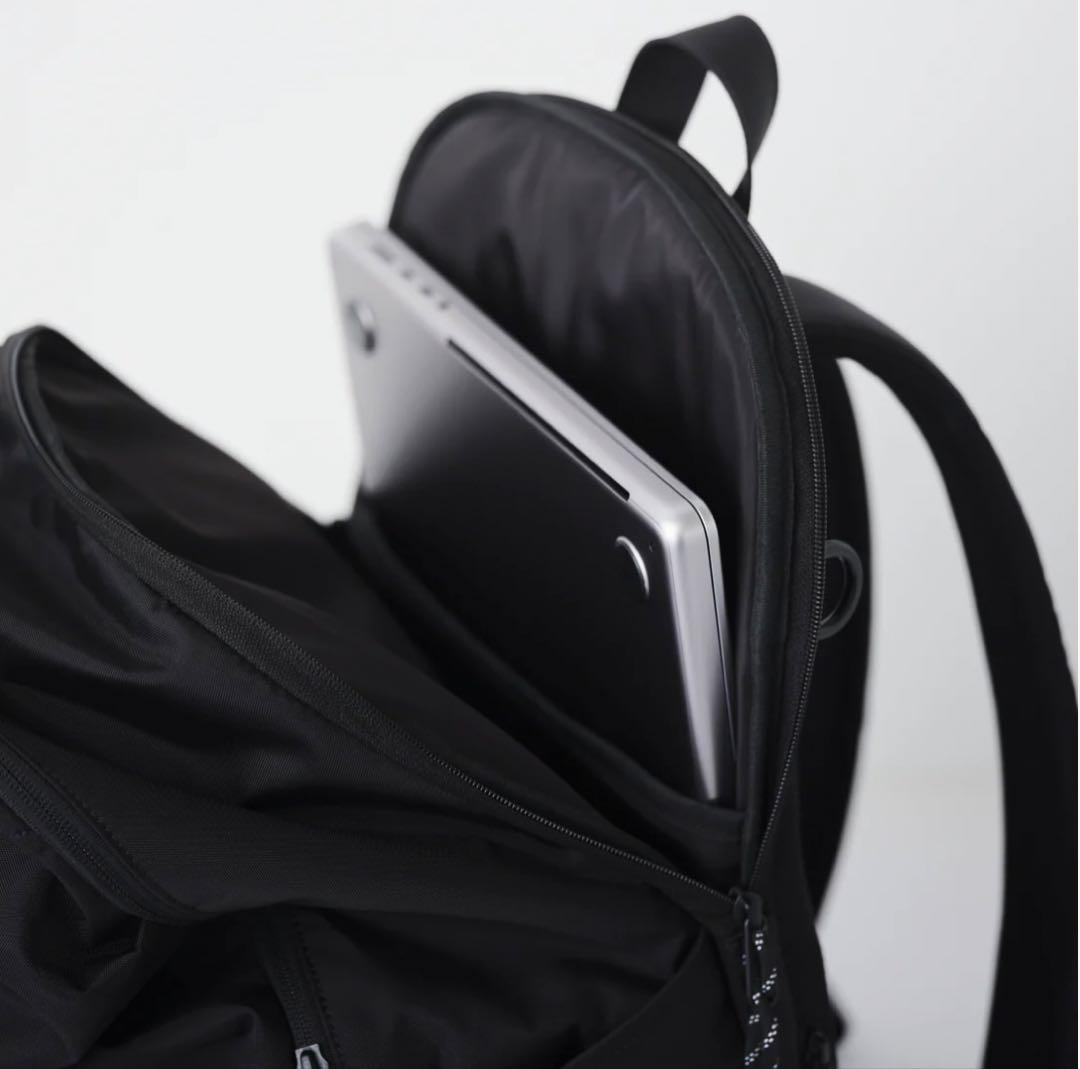 【新品未使用】Hugoo 二層式ペアレンツバッグ