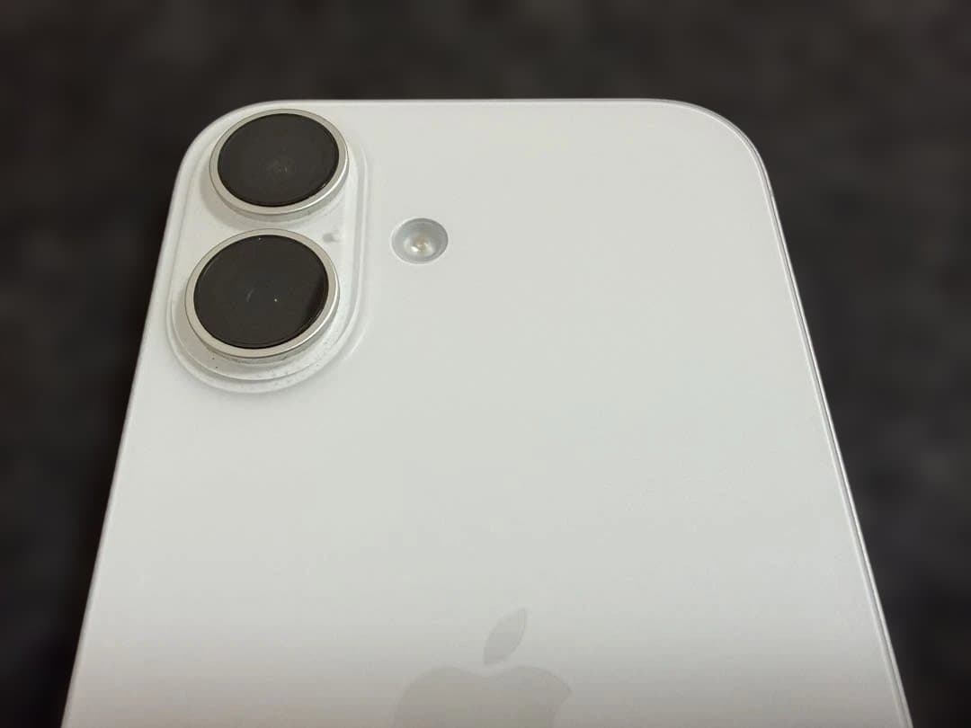 iPhone 16 256GBバッテリー98%